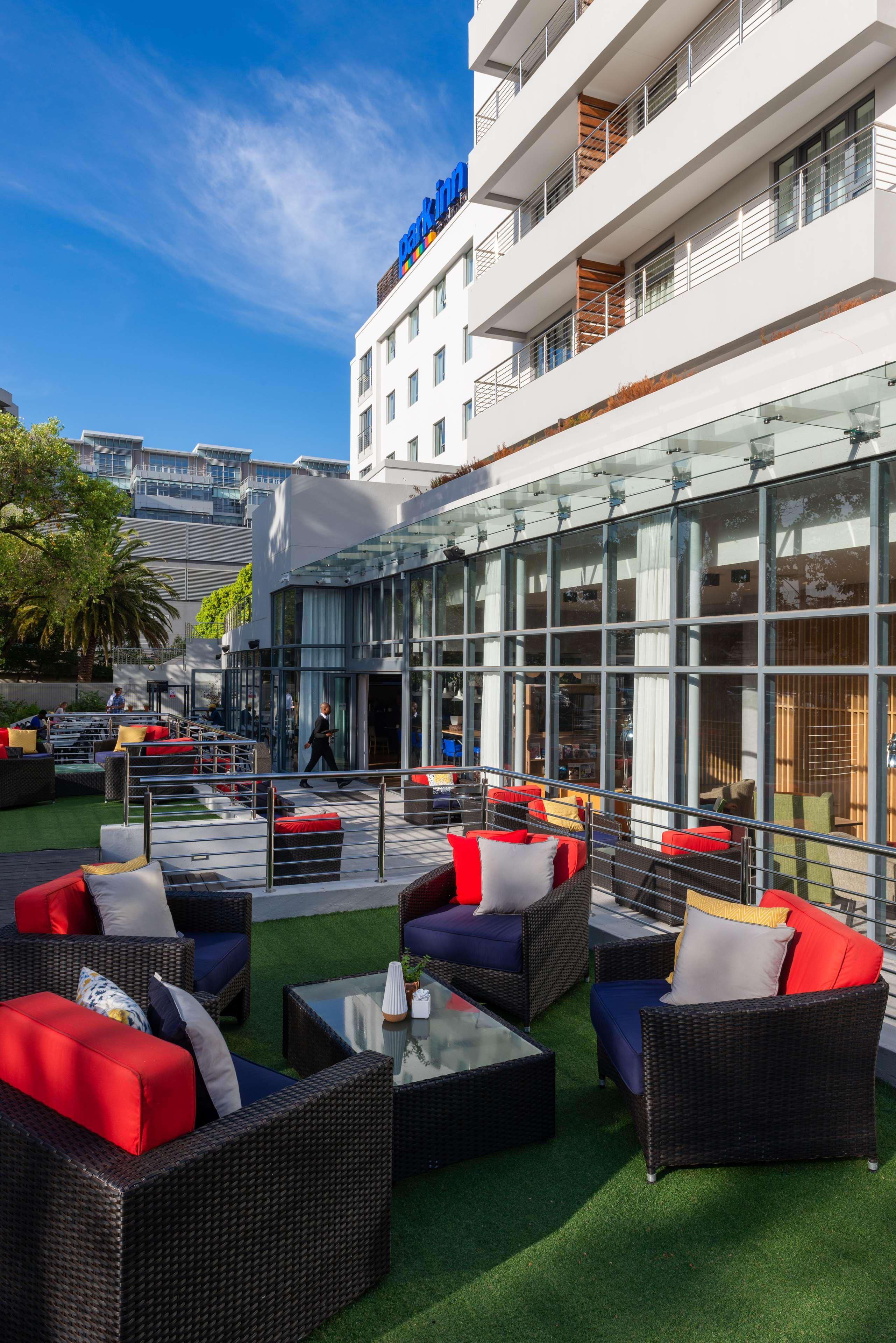 Park Inn By Radisson Cape Town Newlands Exterior photo