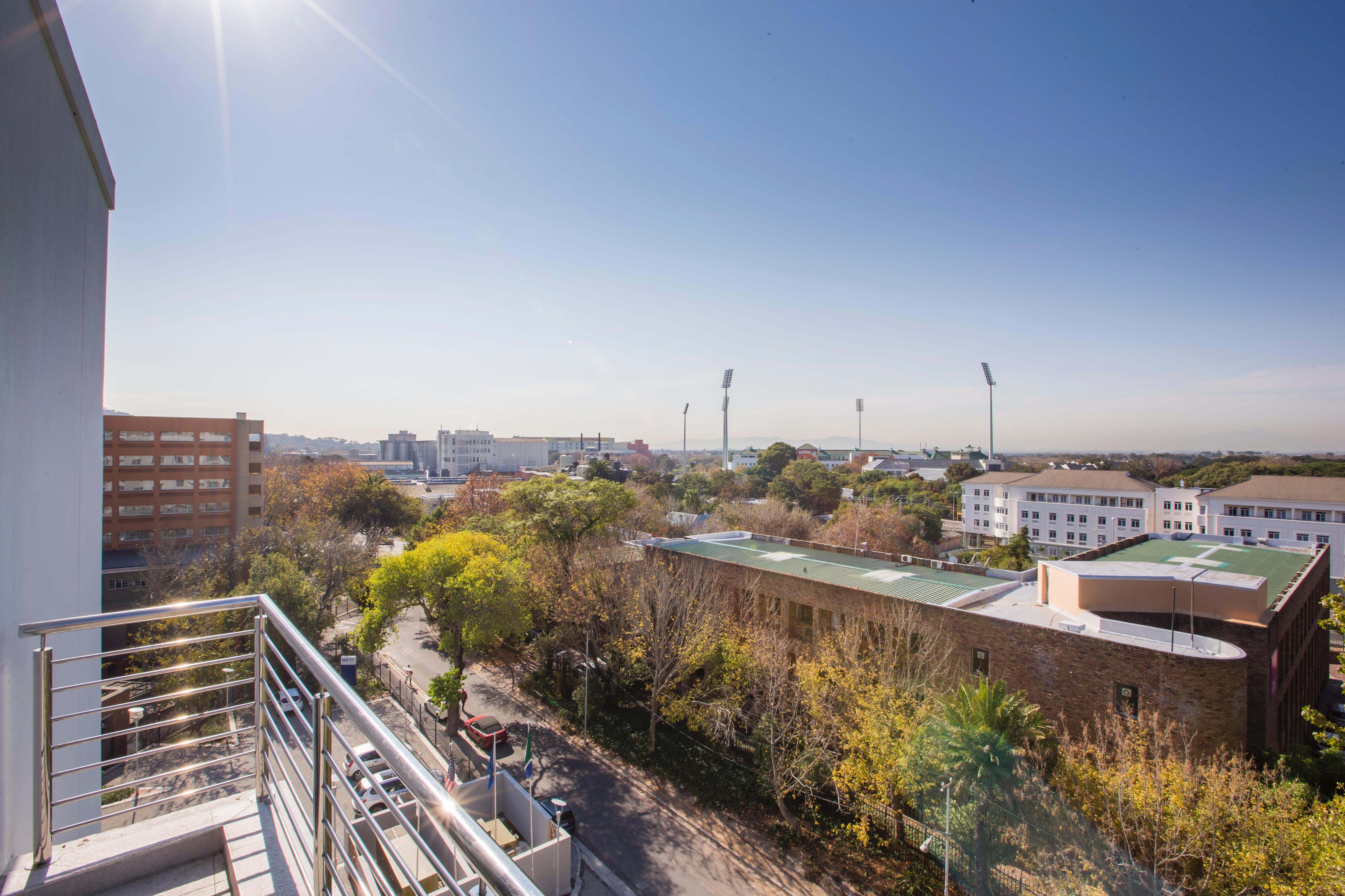 Park Inn By Radisson Cape Town Newlands Exterior photo